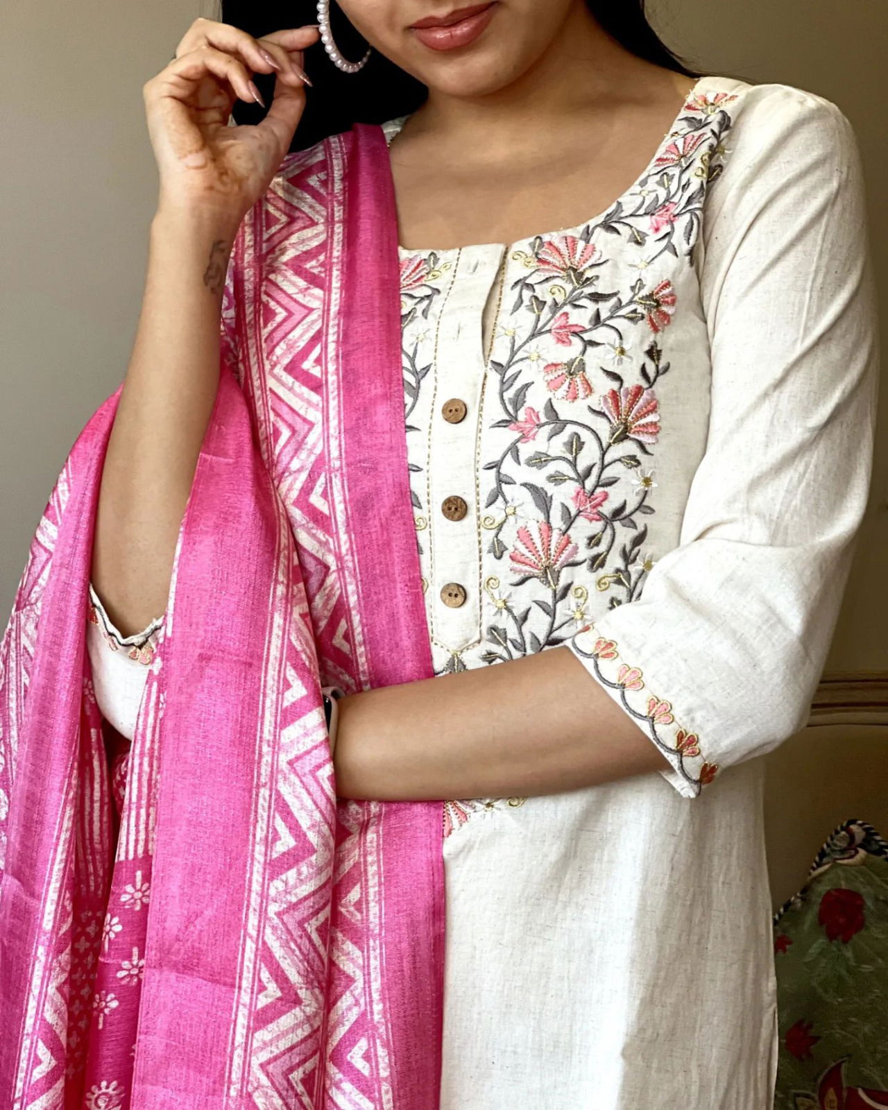 Vt Designer Embroidery Khadi Cotton Kurti With Bottom Dupatta Wholesalers In Delhi
